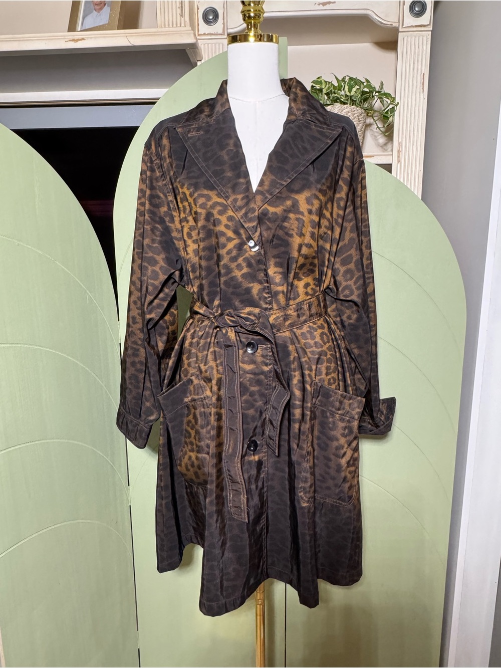 90's Vintage leopard trench coat